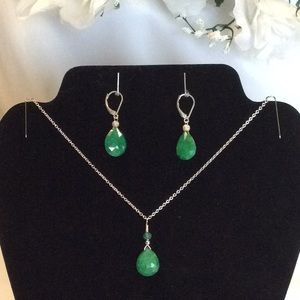 Emerald necklace & earring set, NWT, teardrop